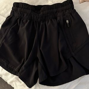 lululemon tracker shorts